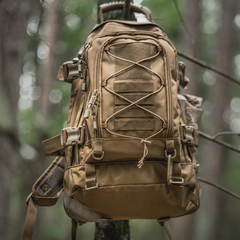 LQARMY Outdoor Tactical Backpack Large Capacity Rucksack