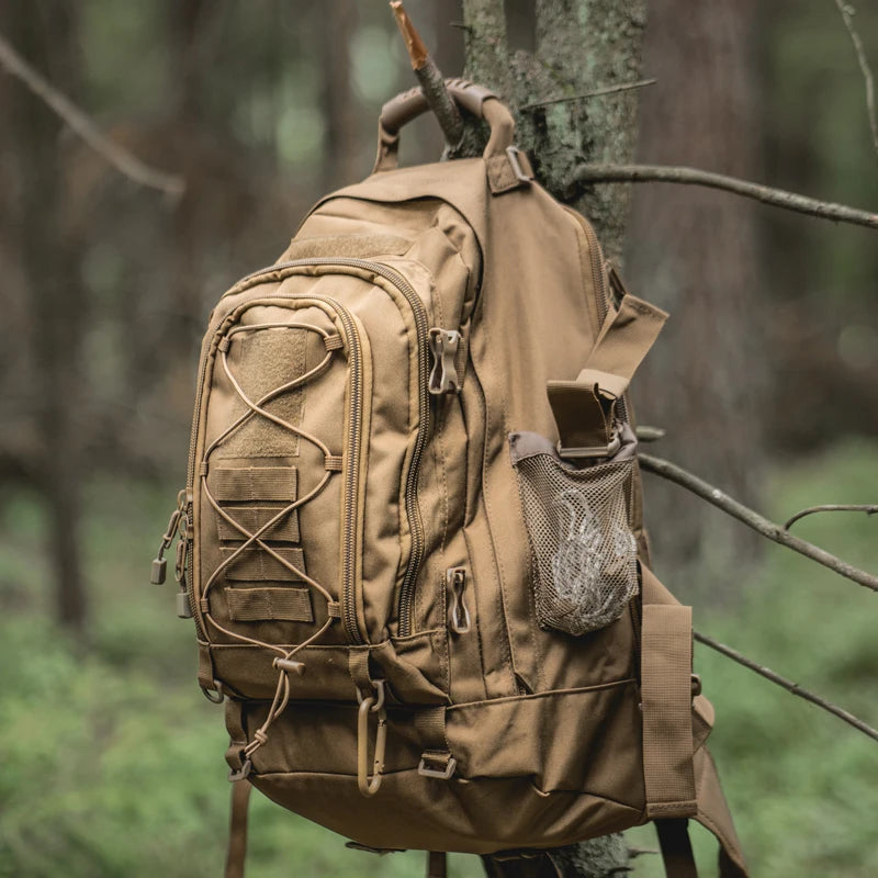 LQARMY Outdoor Tactical Backpack Large Capacity Rucksack