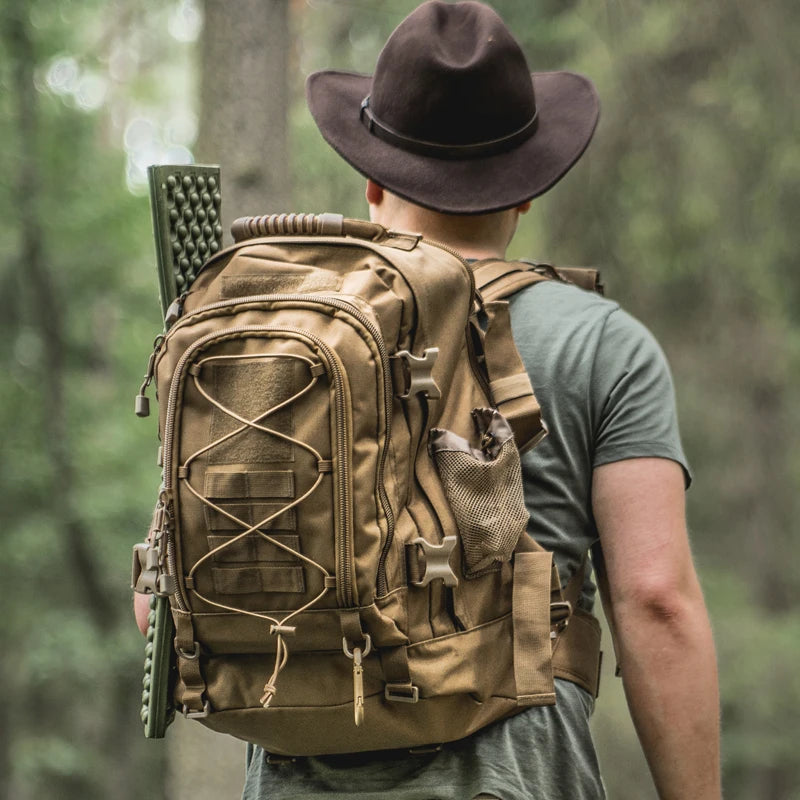 LQARMY Outdoor Tactical Backpack Large Capacity Rucksack