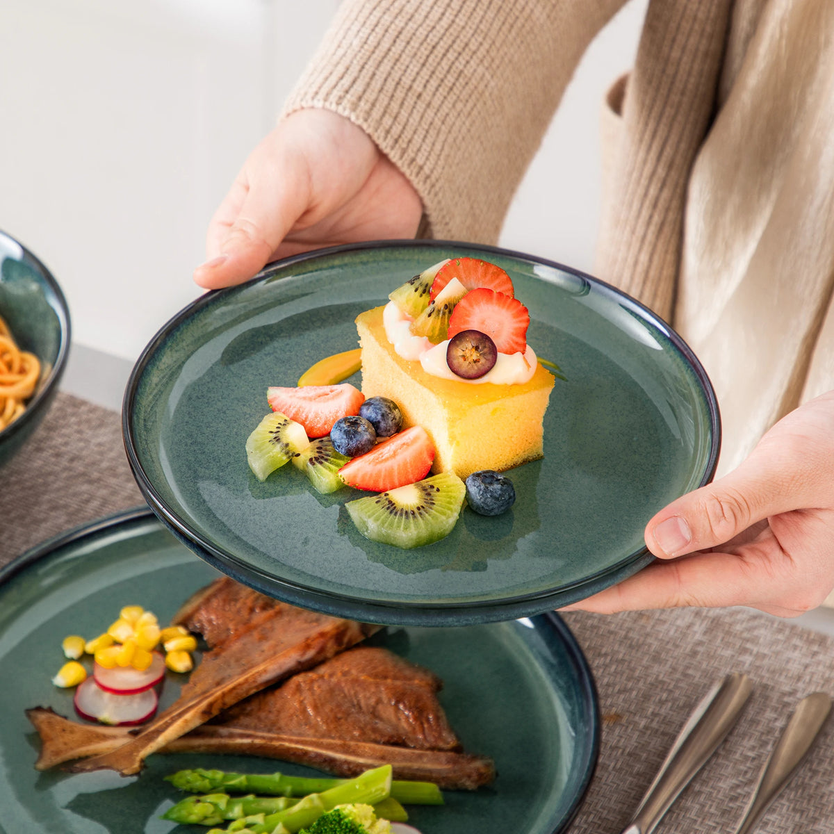 Malacasa Classic Stoneware Dinnerware Set For Home Dining