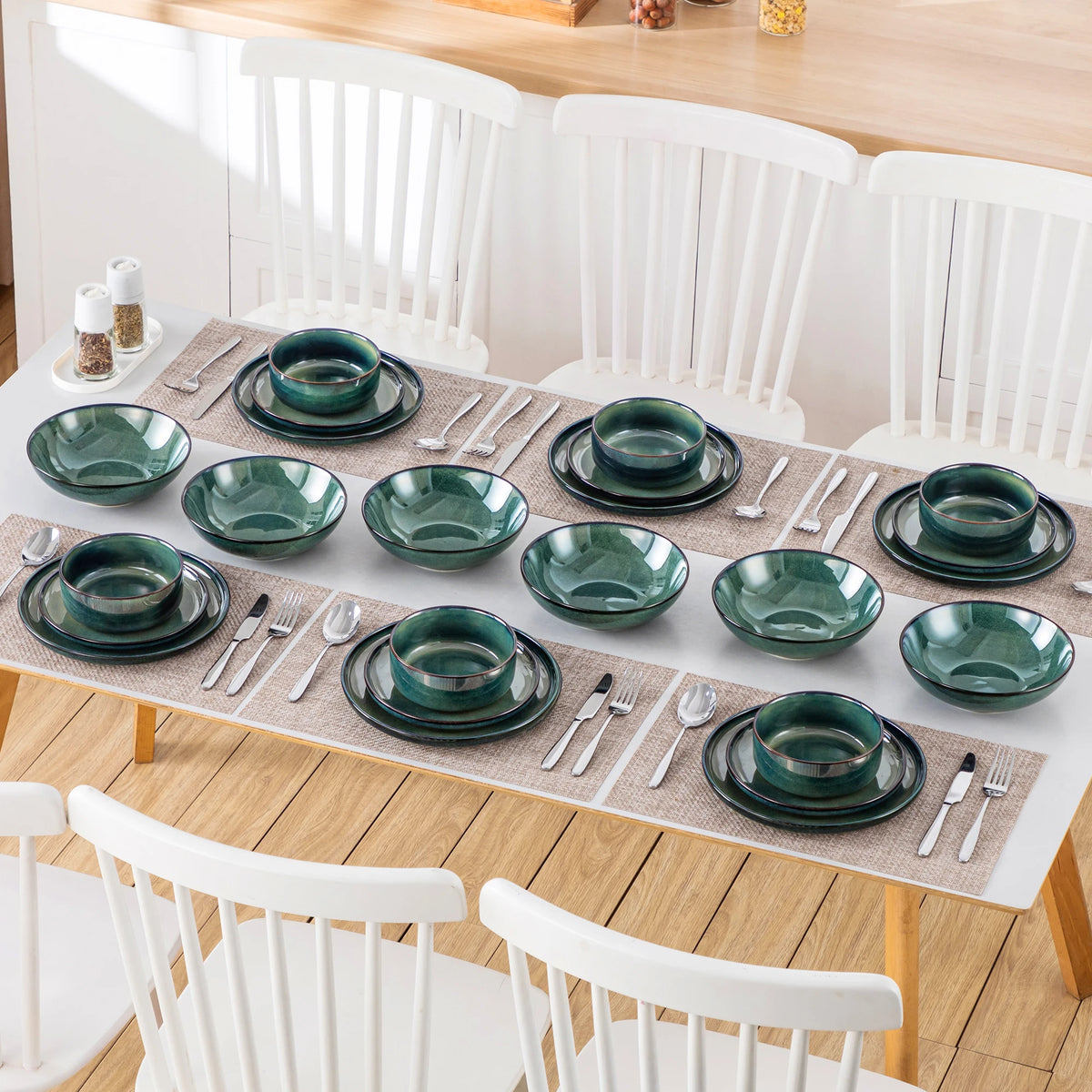 Malacasa Classic Stoneware Dinnerware Set For Home Dining