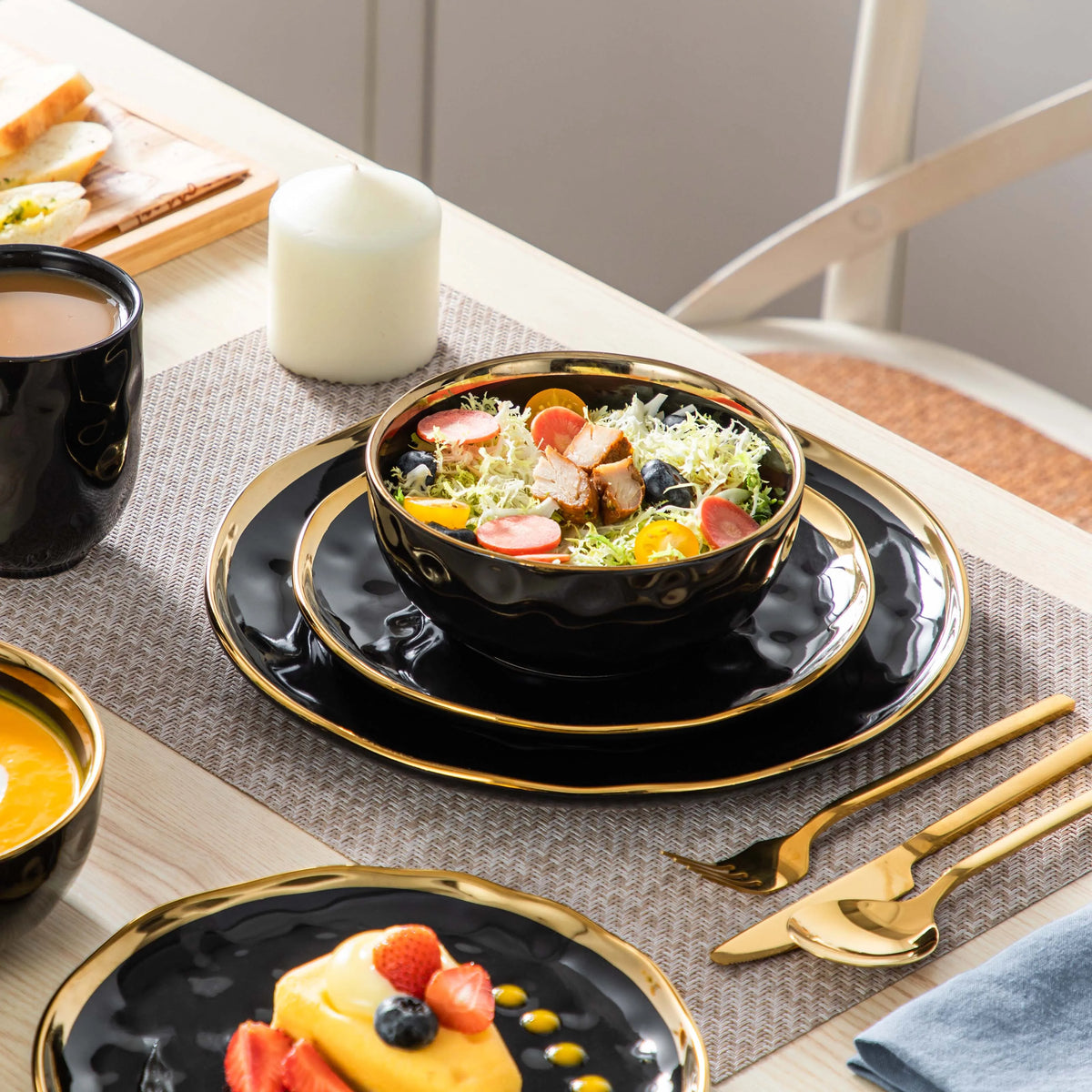 Malacasa Ceramic Dinnerware Set With Gold Trim Tableware