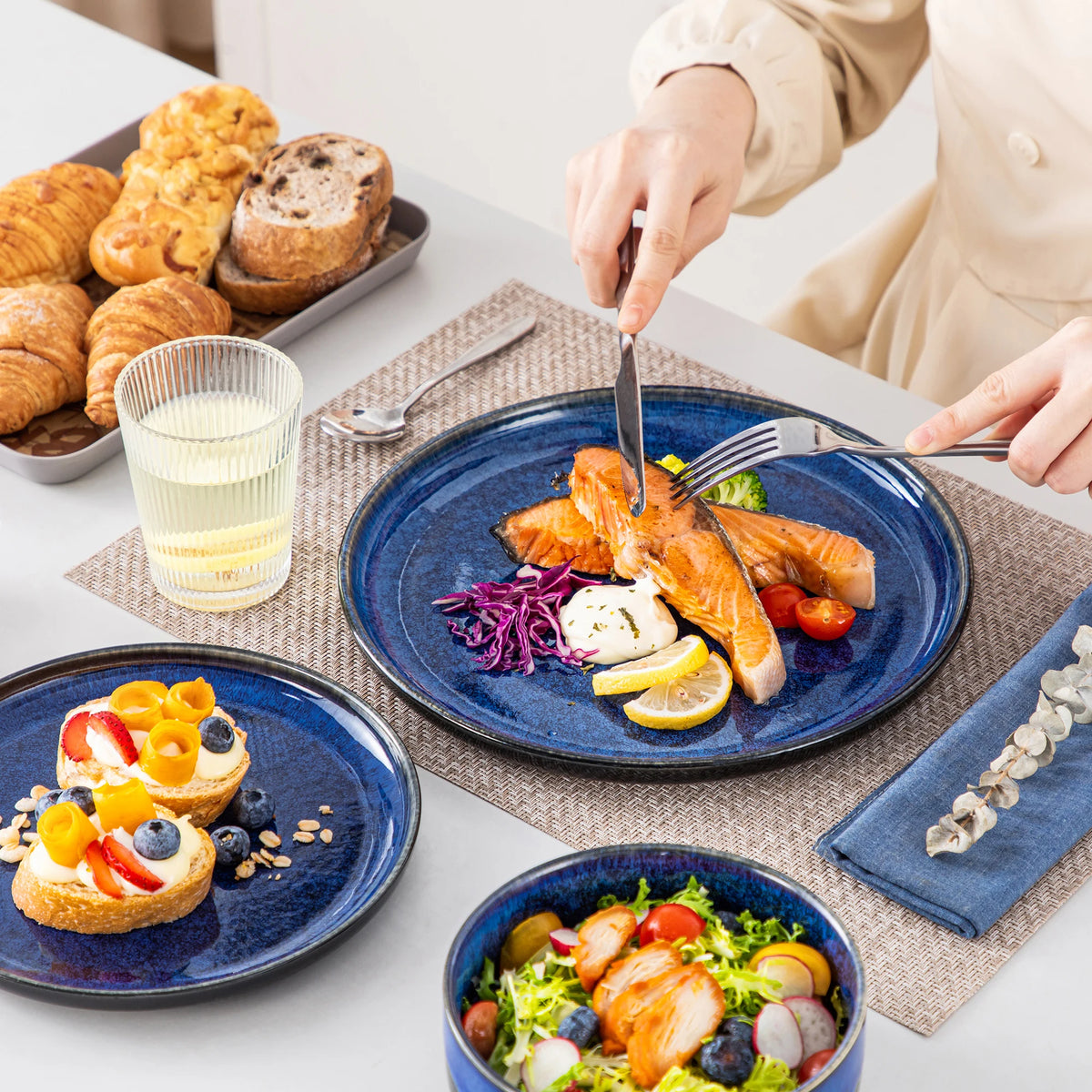 Malacasa Premium Ceramic Stoneware Dinnerware Service Set