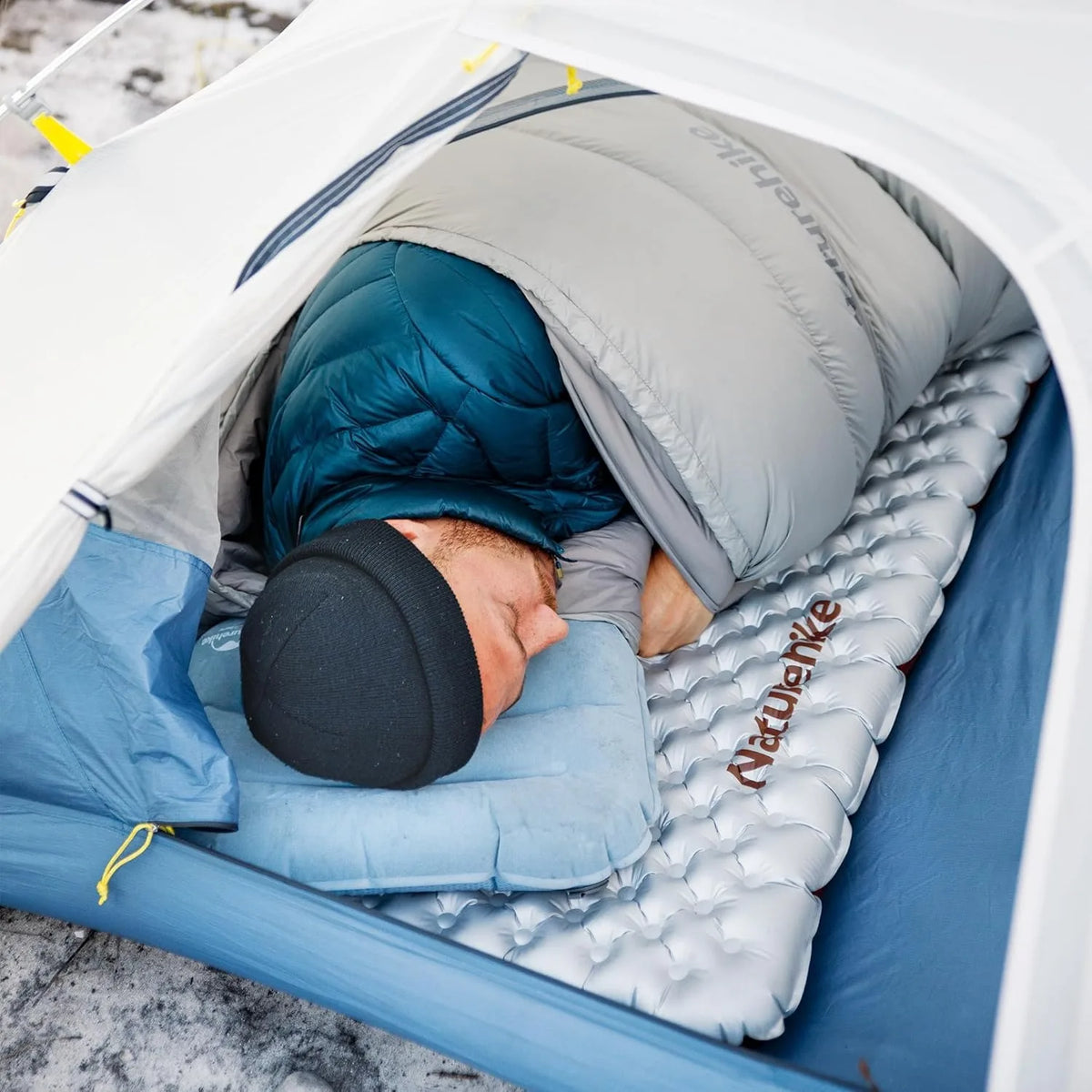 Naturehike Inflatable Ultralight Sleeping Pad High R Value For Camping
